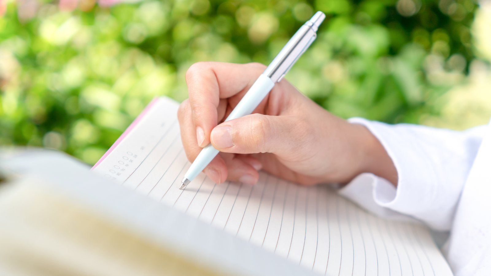 Tham khảo chi phí dịch vụ viết luận văn nghiên cứu tại MBA88 – tối ưu ngân sách, đảm bảo chất lượng và tiến độ