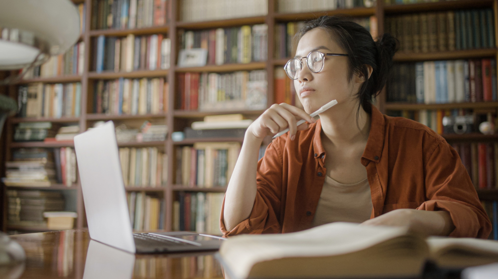 Tiểu Luận Văn Học